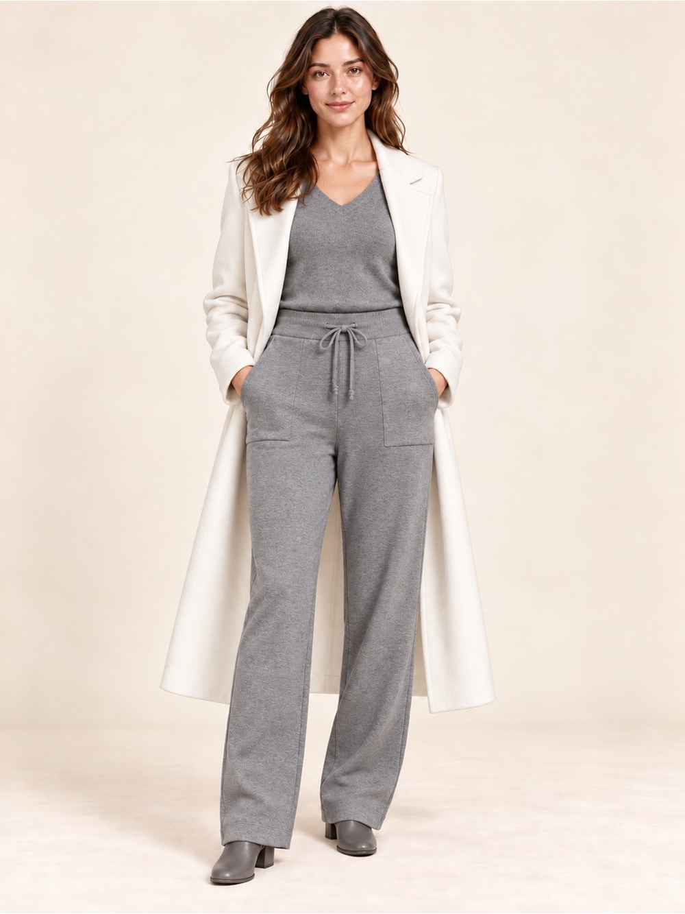 High-Rise Wide-Leg Knit Pants in Gray